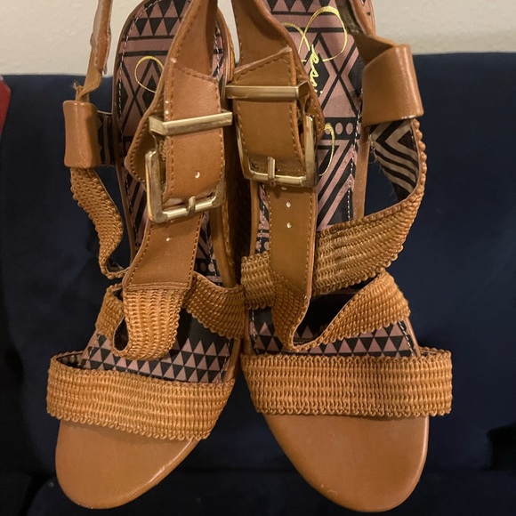 Brown Espadrilles - Picture 1 of 8